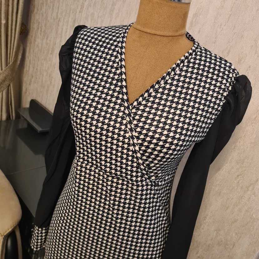 Uzun Kollu Siyah Ekose Kalem Elbise - Görsel 3