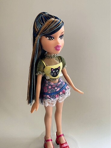  Beden Bratz Tokyo Go Go Jade