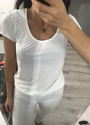 Beyaz basic bluz