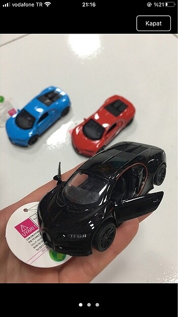 Kırmızı Bugatti