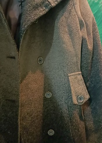 Düğmeli Kahverengi kadın kaban - Görsel 3