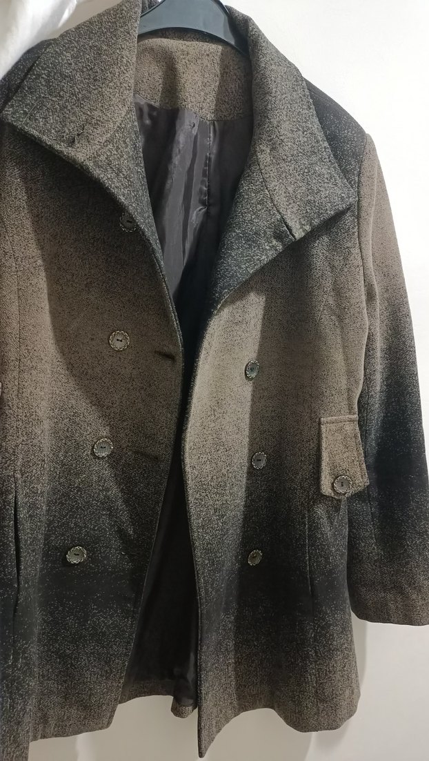 Düğmeli Kahverengi kadın kaban - Görsel 4