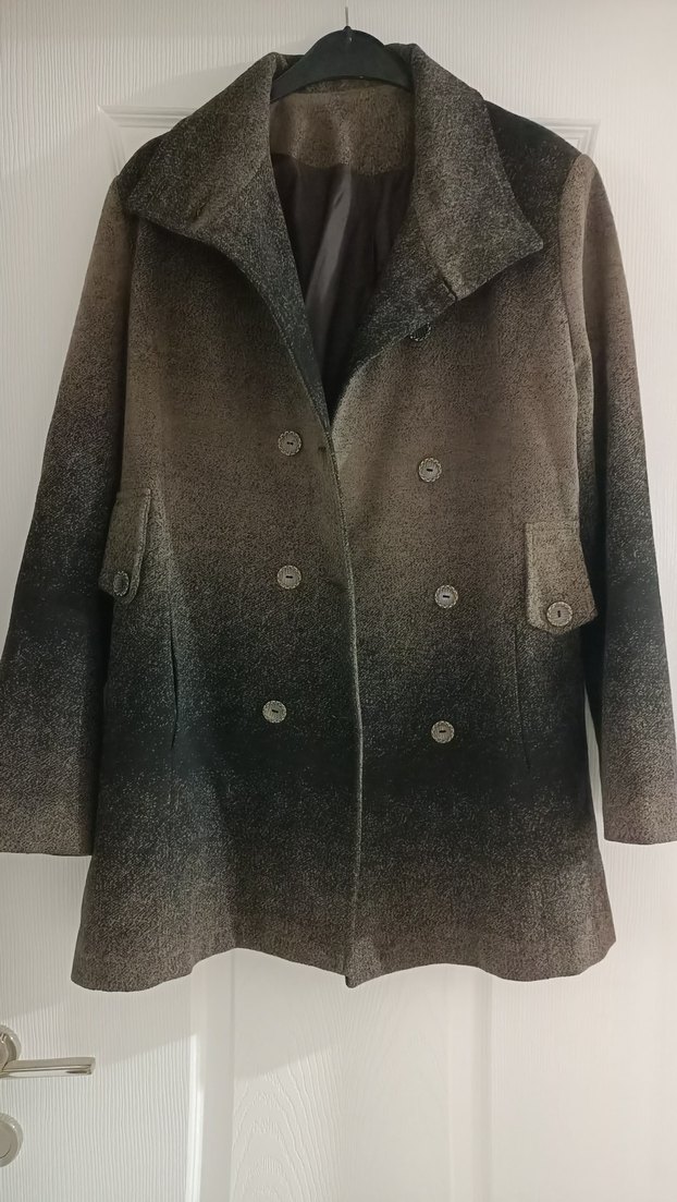 Düğmeli Kahverengi kadın kaban - Görsel 5