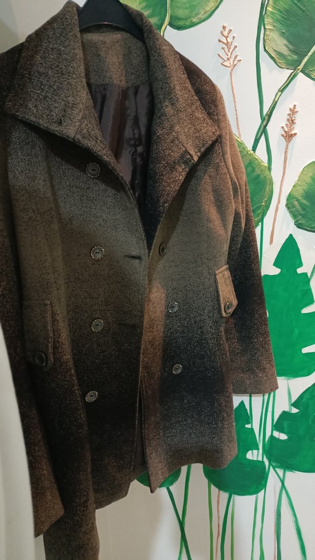 Düğmeli Kahverengi kadın kaban - Görsel 2