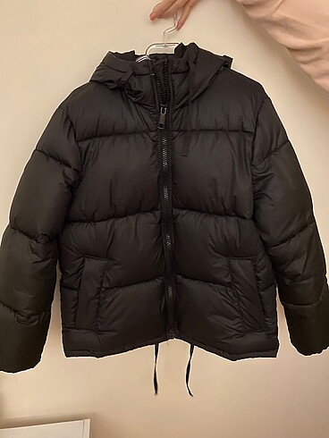 H&m mont
