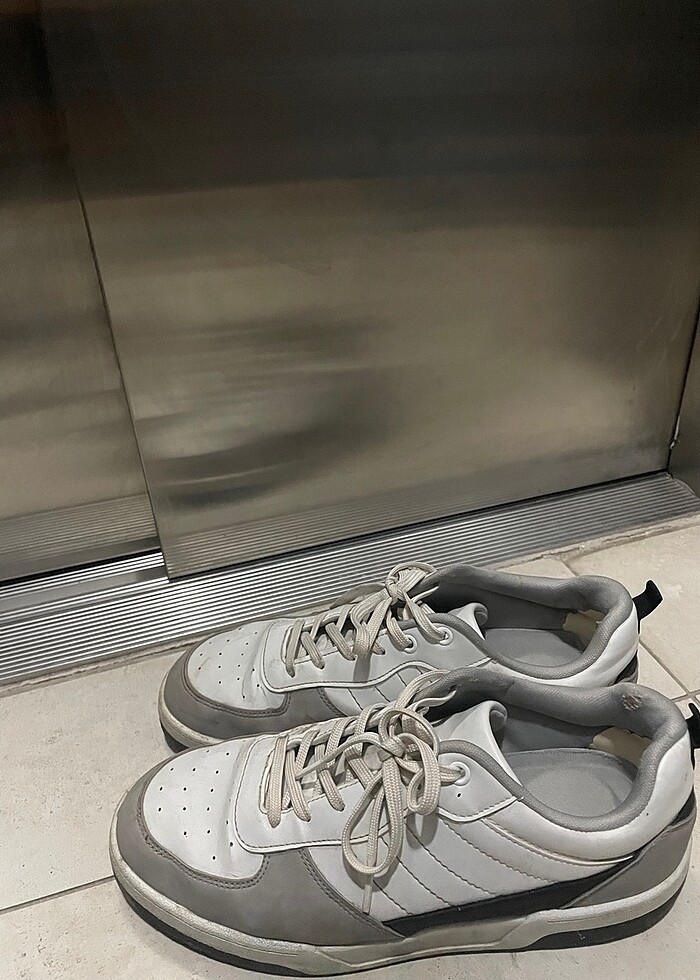 4 adet erkek ayakkabı - Görsel 3