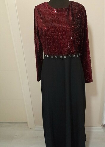 POLEEN 44 BEDEN BORDO PAYETLİ ABİYE ELBİSE
