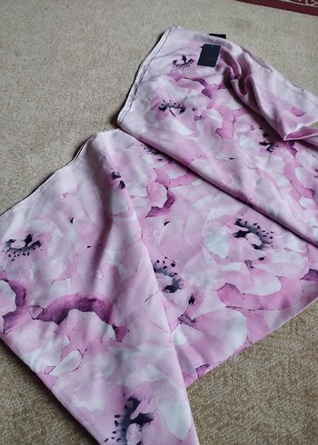 Yeni seZon Pembe Desenli Kadın Şal - Görsel 2