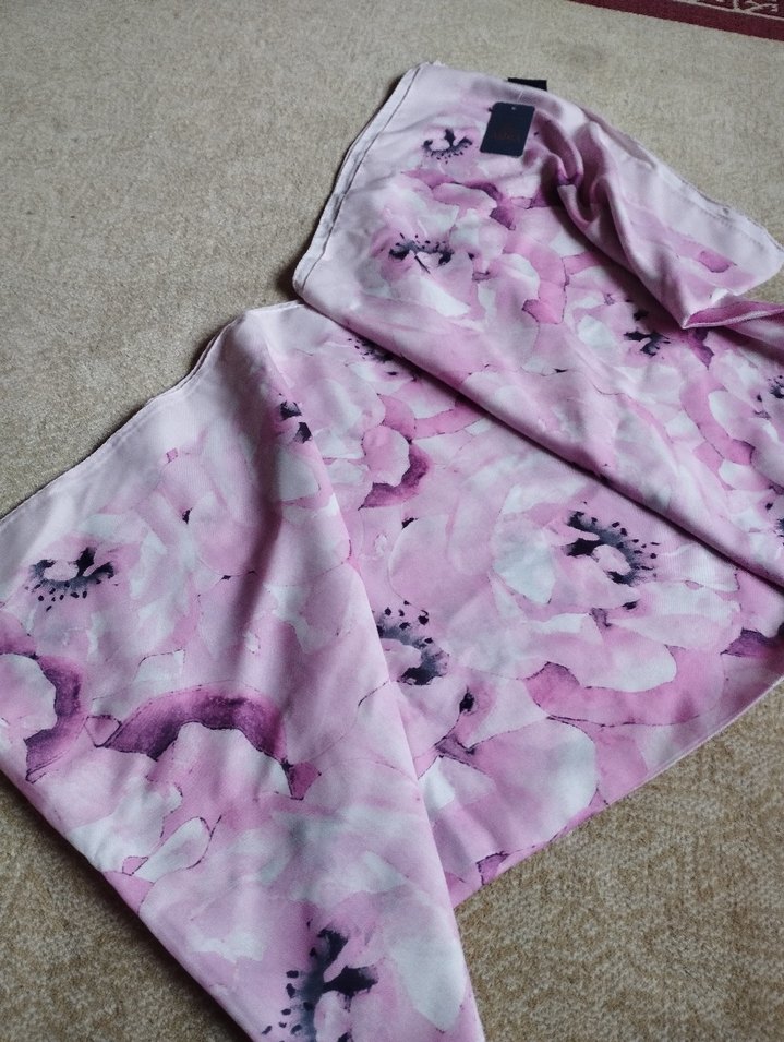 Yeni seZon Pembe Desenli Kadın Şal - Görsel 2