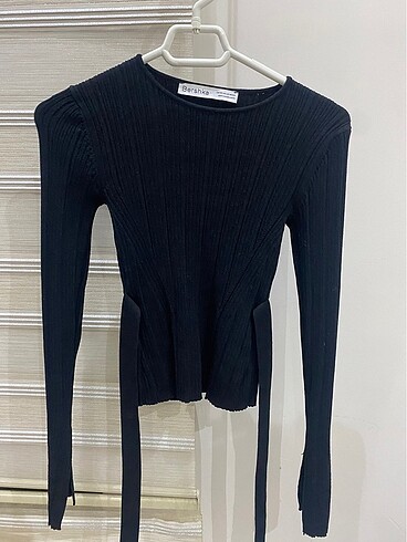 Bershka sırt dekolteli kazak