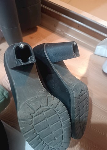 Siyah Süet Topuklu Kadın Bot - Görsel 3