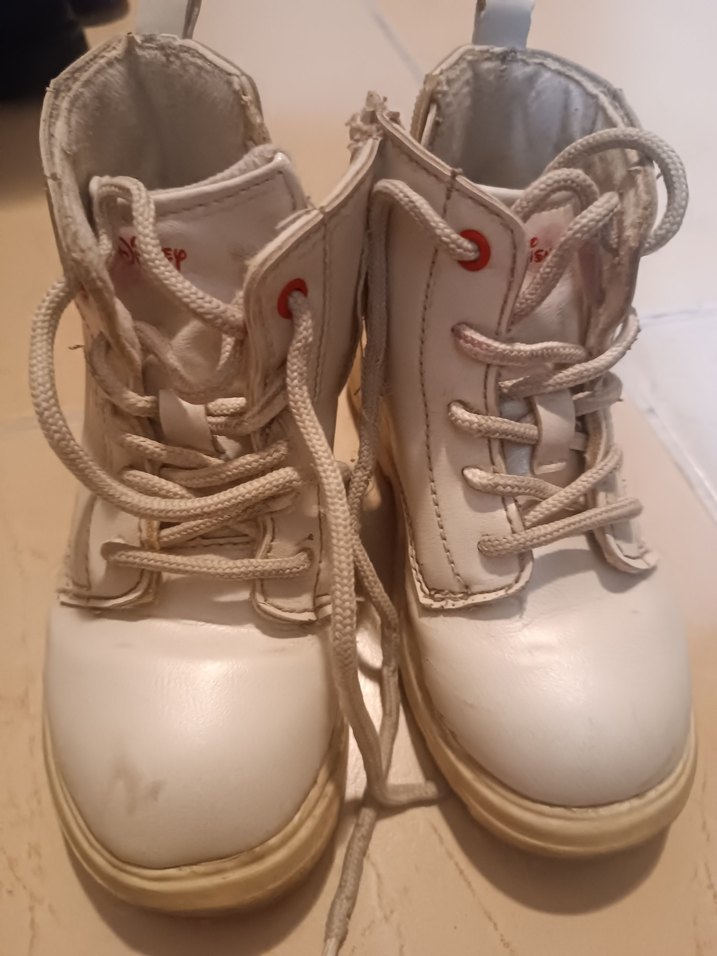 Kız Çocuk Beyaz Minnie Baskılı Bot - Görsel 2