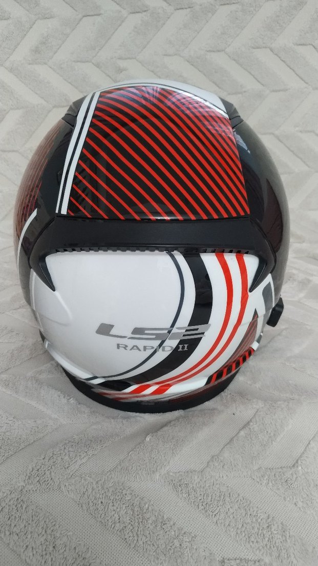 Kilitli Siyah Baskılı Biker Motosiklet Kaskı M beden - Görsel 2