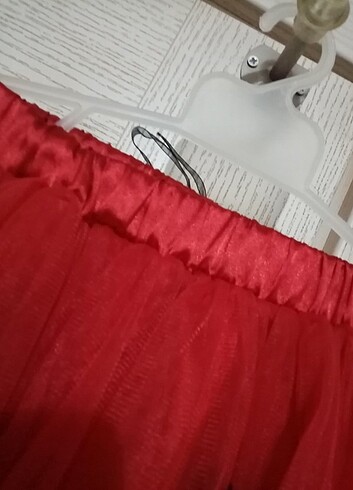 5 Yaş Beden kırmızı Renk Etek tütü