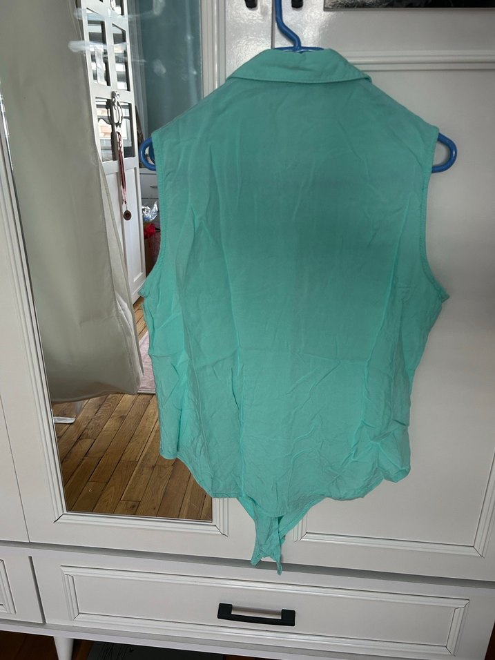 Turkuaz Kolsuz Gömlek - Görsel 3