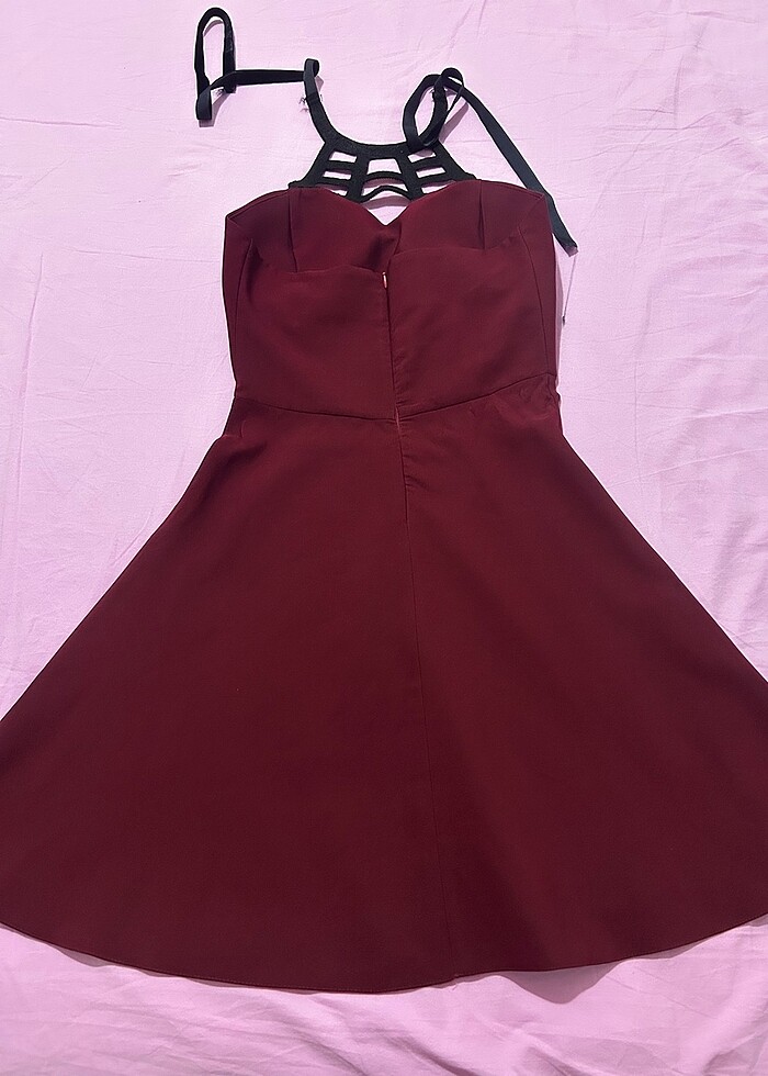 Bordo Boyundan Bağlamalı Elbise - Görsel 3