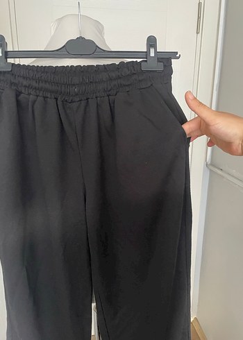 m Beden siyah Renk M/l beden aldım kullanmadım pantolon
