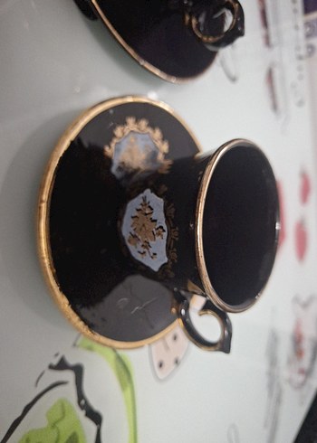 Siyah ve Altın Detaylı İki Kahve Fincanı - Görsel 3