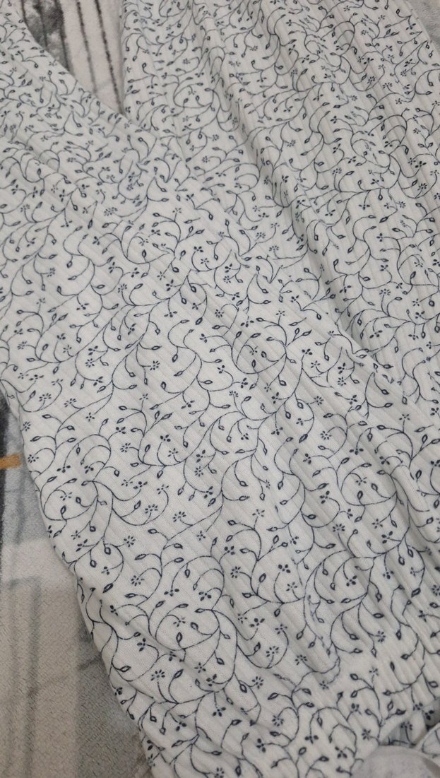 Gri Desenli Rahat Kadın pijama - Görsel 5