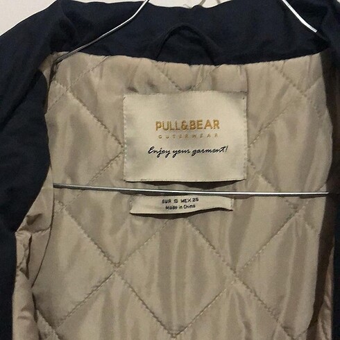 s Beden Pull&Bear kaban