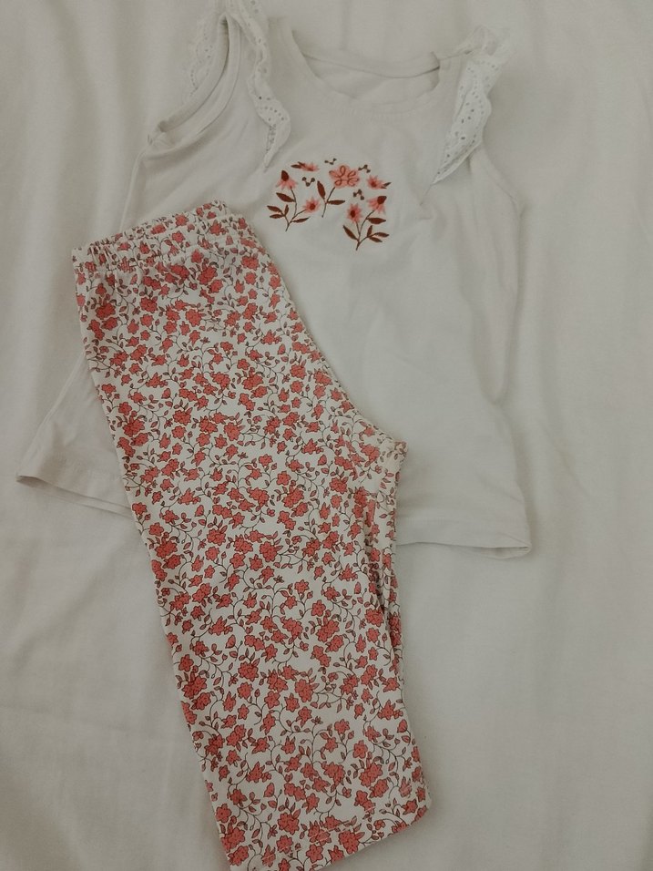 Dantel Detaylı Çiçek Desenli Bebek Kız Takımı - Görsel 2