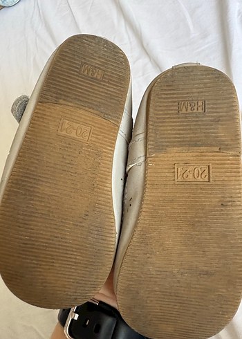 Gri Kız Çocuk Tokalı Babet Ayakkabı - Görsel 4