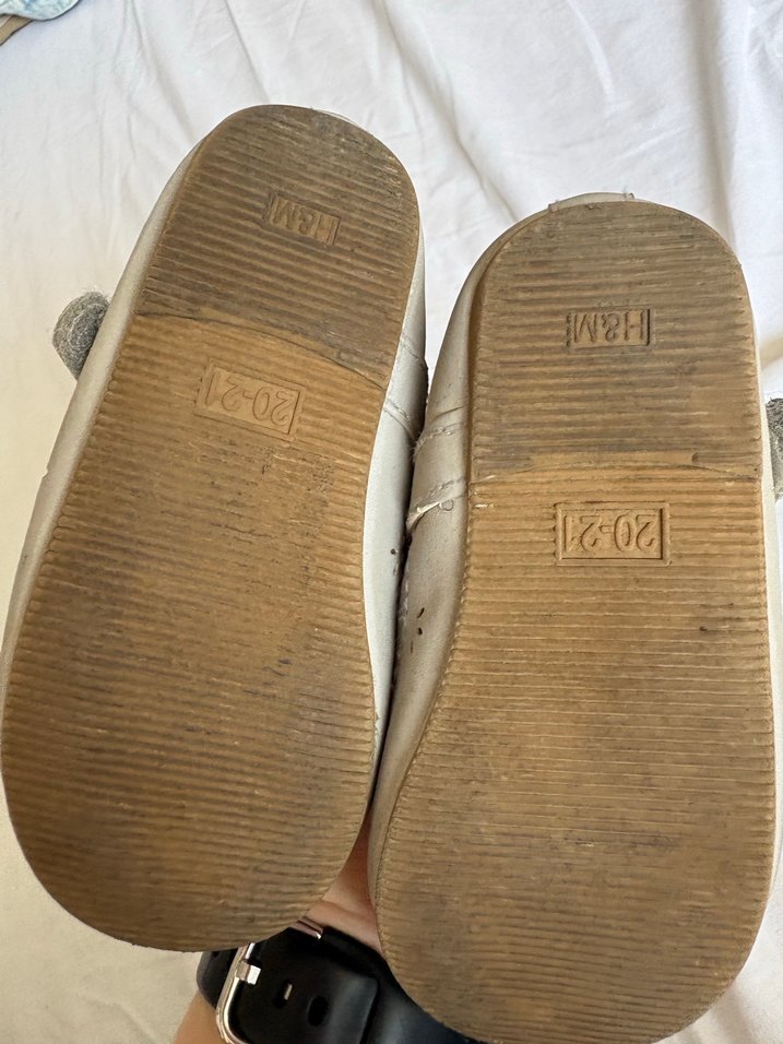 Gri Kız Çocuk Tokalı Babet Ayakkabı - Görsel 4