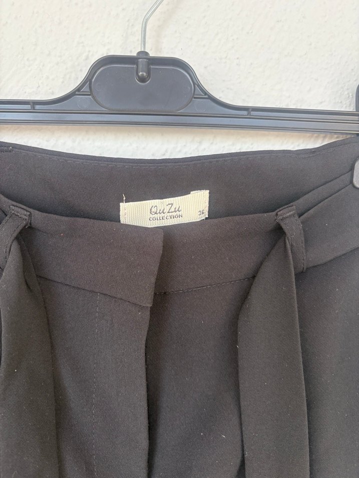 Siyah Kemerli Yüksek Bel Mini Şort - Görsel 3