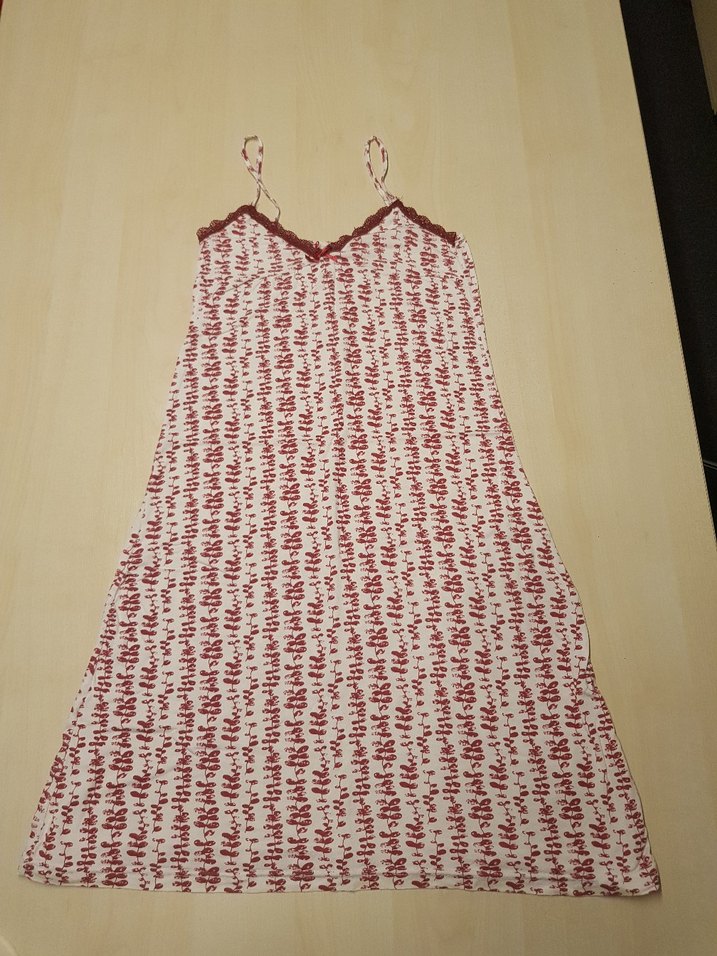 Bordo Desenli Pamuklu İp Askılı Uzun Gecelik - Görsel 3