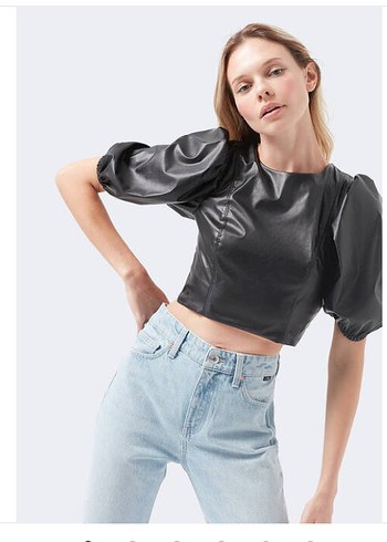 Sırt Detaylı Siyah Deri Kadın Bluz - Görsel 6