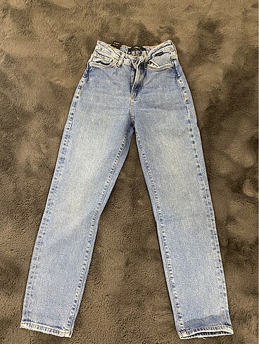 Mom Jeans