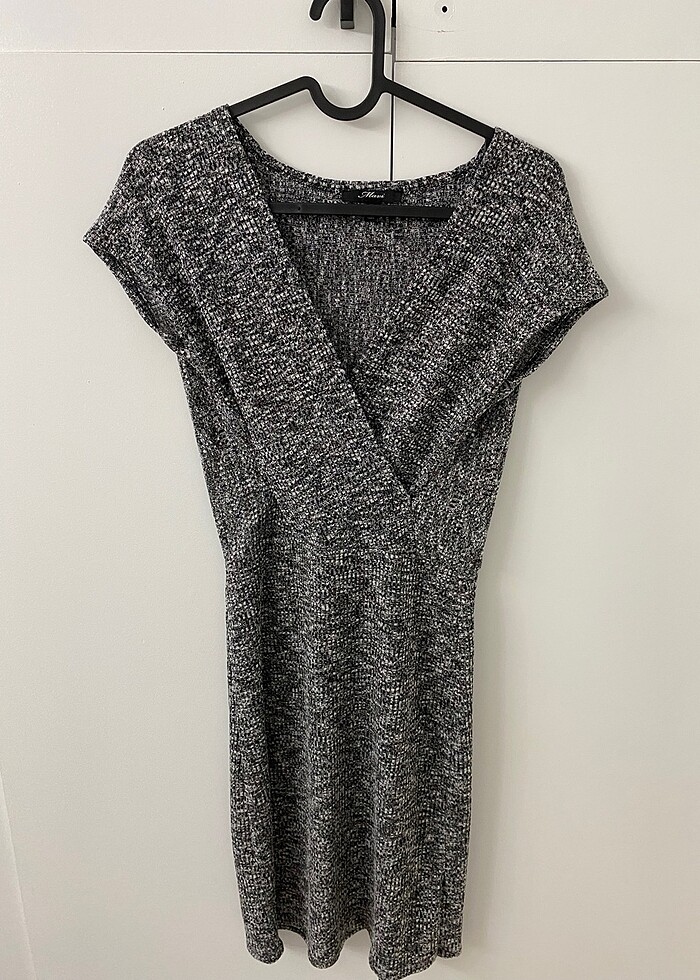 Dar kesim Triko elbise - Görsel 3