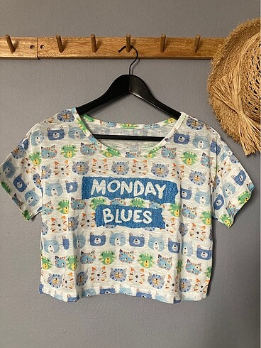 Monday Blues Tişört