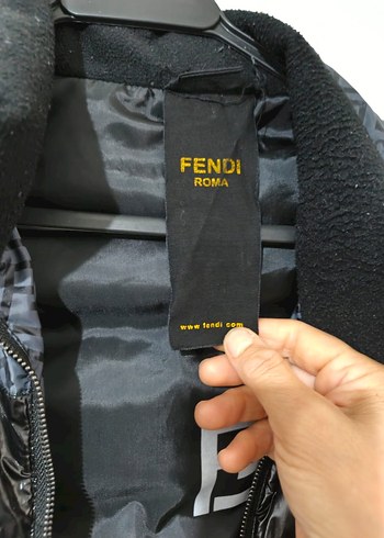 Fendi Desenli Gri Erkek Şişme Yelek - Görsel 4