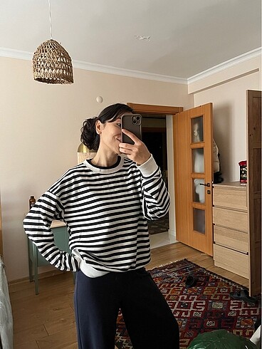 pull and bear sweatshirt