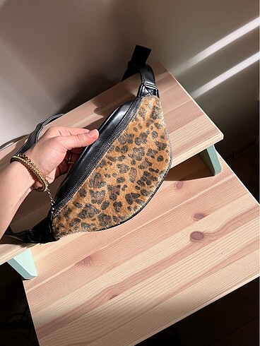 leopar bel çantası