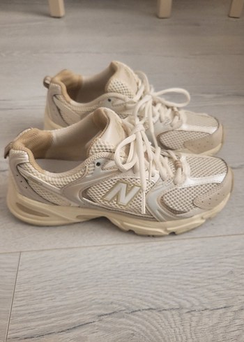 New Balance Beyaz Kadın Spor Ayakkabı(Hiç kullanılmadı)