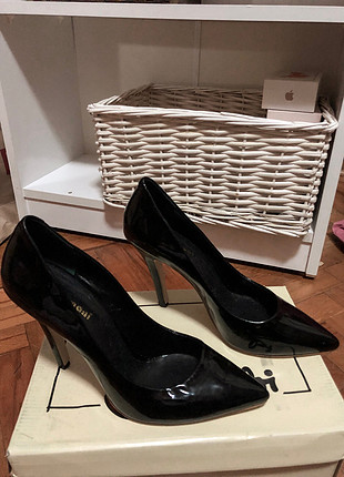 40 Beden siyah Renk Roman siyah stiletto