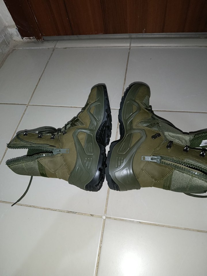 vogel bot m1490 taktik bot sıfır kullanılmamış 42 numara - Görsel 3