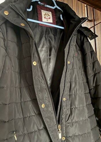 Siyah Kadın Uzun Kaban, Kürklü Detaylı - Görsel 4