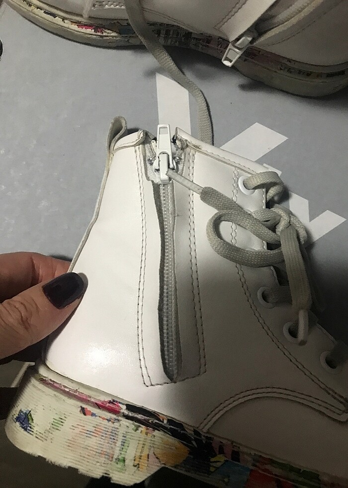 Beyaz Kemal tanca kız çocuk bot - Görsel 2