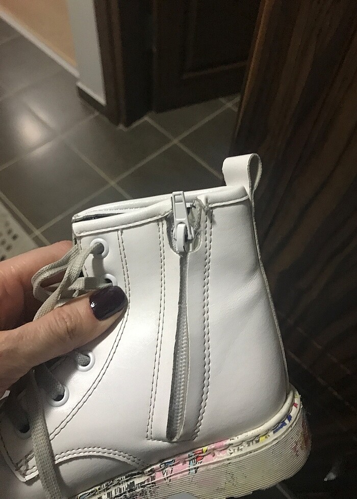 Beyaz Kemal tanca kız çocuk bot - Görsel 4