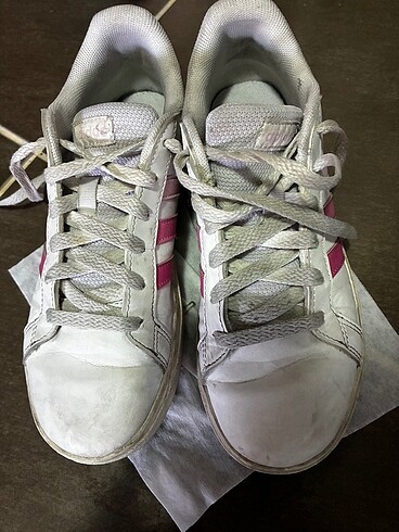 Adidas Kız çocuk Adidas ayakkabı 35 numara
