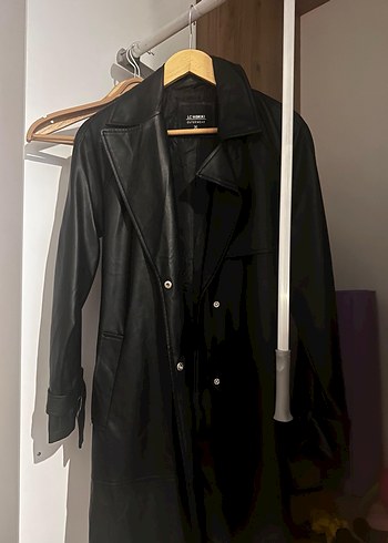 Düğmeli Siyah Deri Uzun Trençkot - Görsel 4