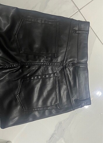 s Beden siyah Renk Deri pantulon PULL BEAR