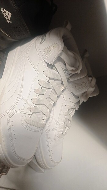 Puma 2 kere giymişimdir en fazla orjinaldir