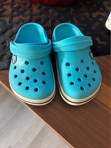 Crocs terlik