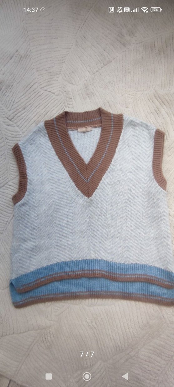 Desenli V Yaka Örgü Süveter - Görsel 3