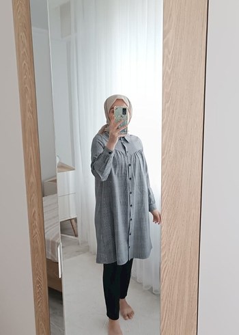 Düğmeli Uzun Kesim Gri Ekose gömlek - Görsel 4