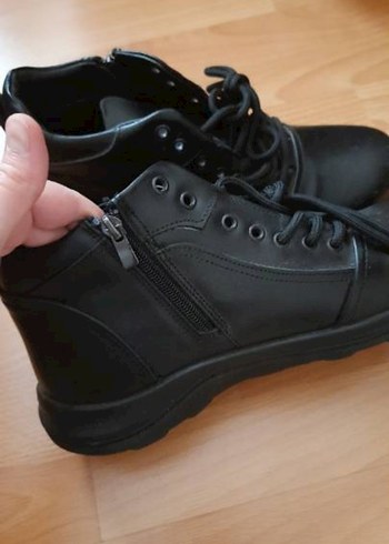 42 numara Siyah Bağcıklı ve fermuarlı Erkek bot - Görsel 2